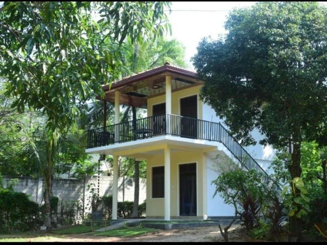 Blue Point Rest Hotel Tangalle Exterior photo