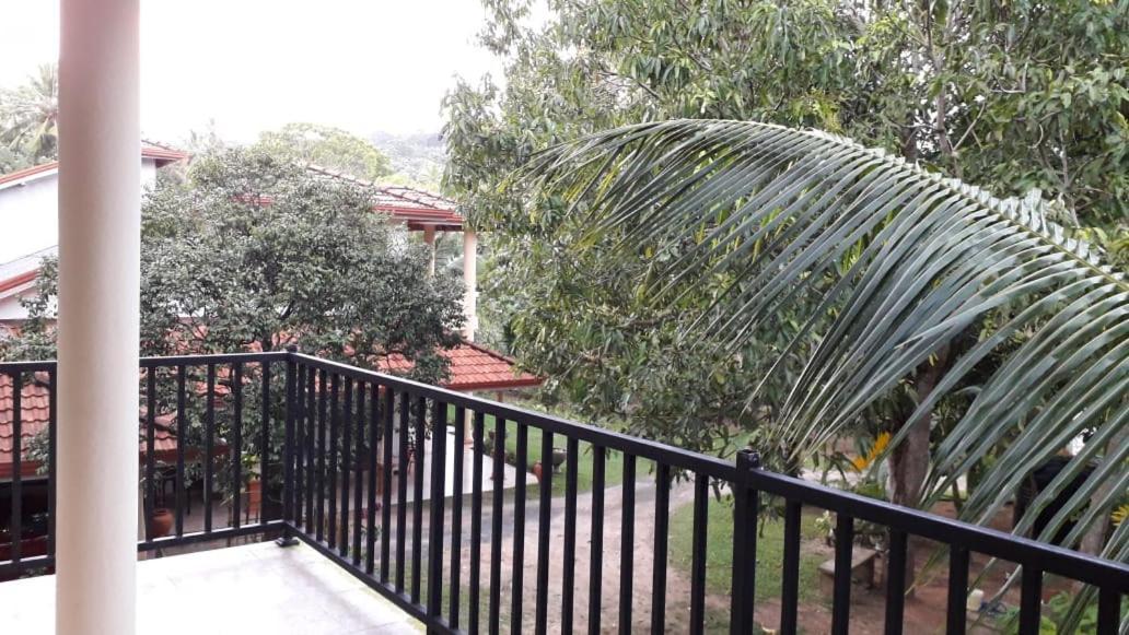 Blue Point Rest Hotel Tangalle Exterior photo